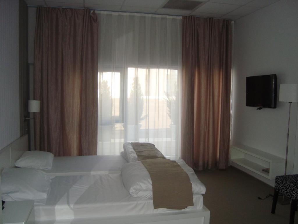 Guesthouse City Central International 스코페 객실 사진