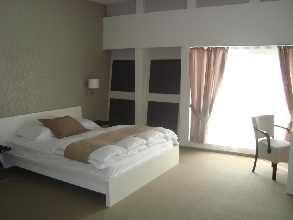 Guesthouse City Central International 스코페 객실 사진